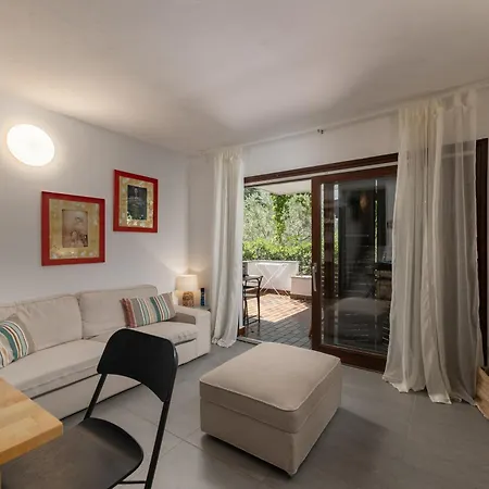 Apartament Punta Debij Family *