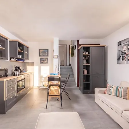 Apartman Punta Debij Family *