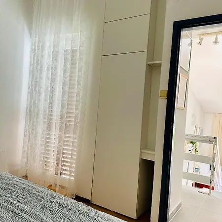 Summer Natali Apartment Punat